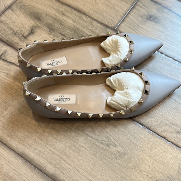 Valentino Garavani Rockstud Ballerina Flats - Picture 7 of 7